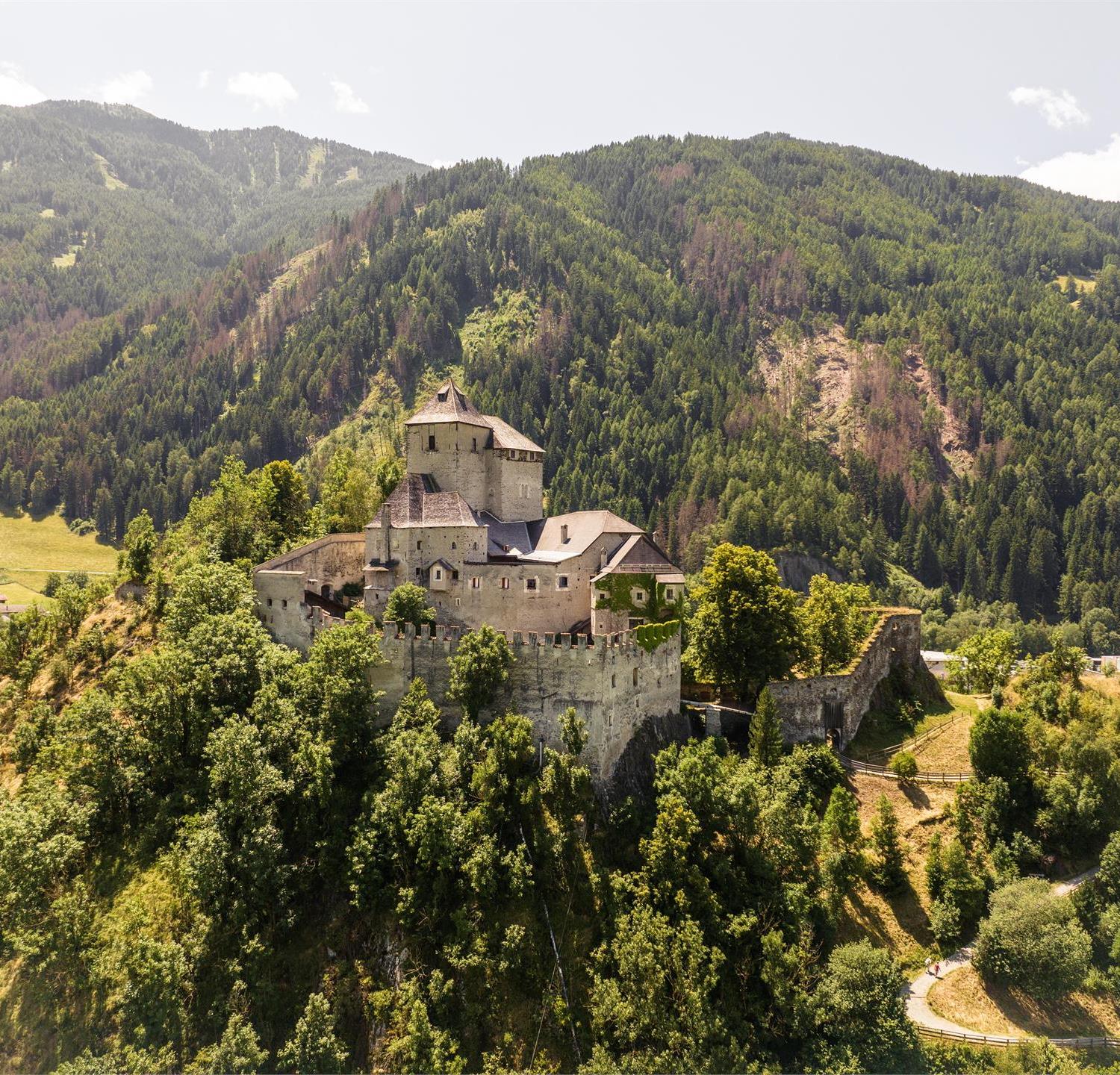Foto für Ritterspiele auf der Burg Reifenstein
